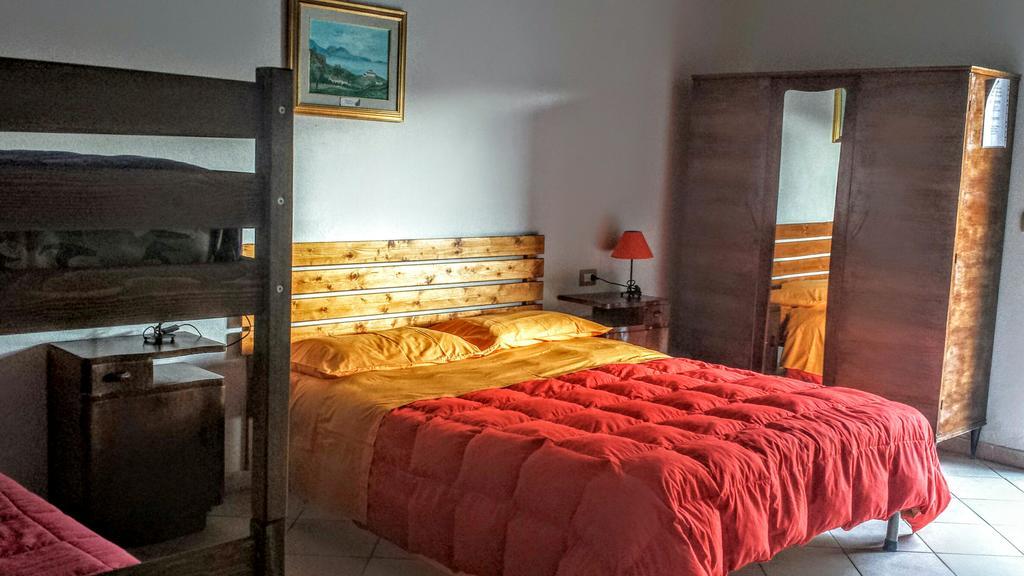 Su Trabi B&B Fluminimaggiore Buitenkant foto